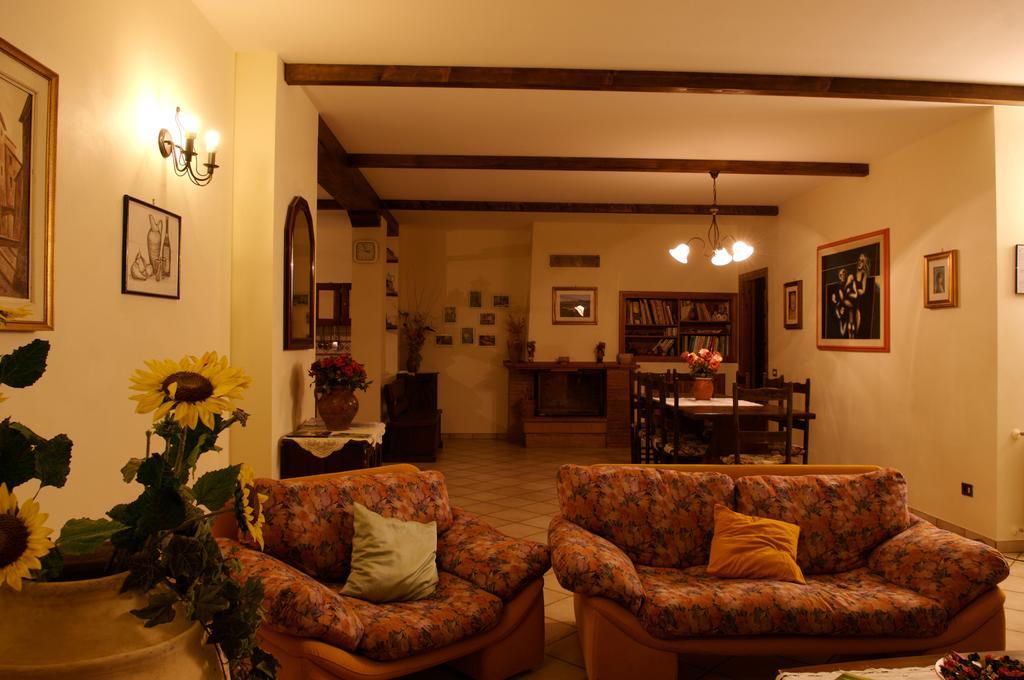 La Colonna Bed & Breakfast Montelanico Exterior foto